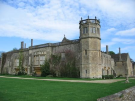Lacock Abbey 10km
